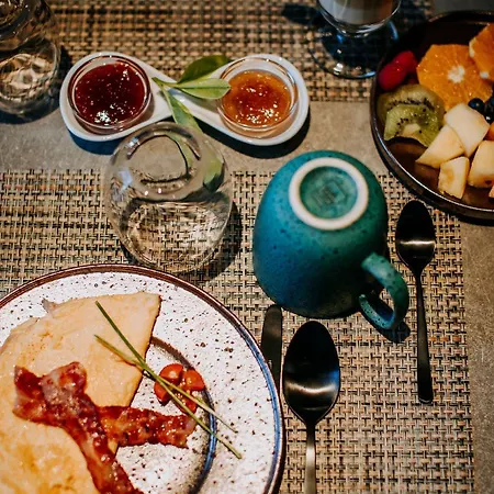 Hotel Exmo By Olivia Oporto