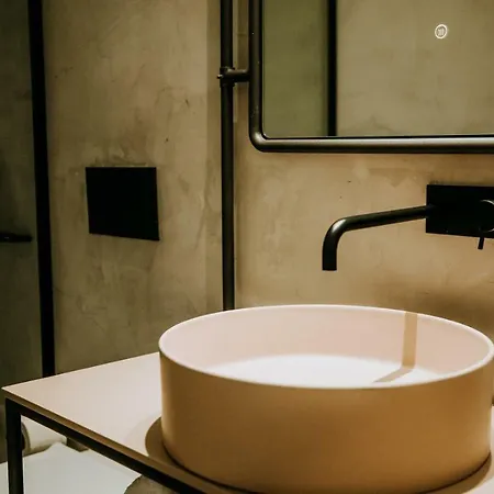 Exmo By Olivia Porto