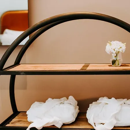 Exmo By Olivia Hotel 4*