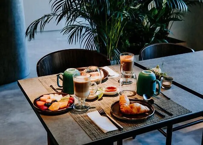 Hotel Exmo By Olivia Porto