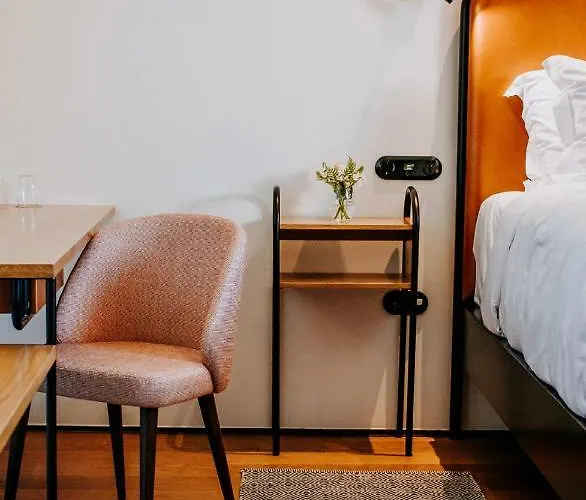 Exmo By Olivia Hotel 4*