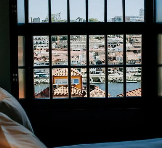 Exmo By Olivia Hotel 4*