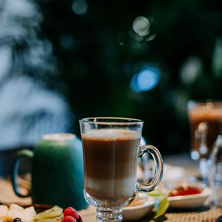 Exmo By Olivia Порту